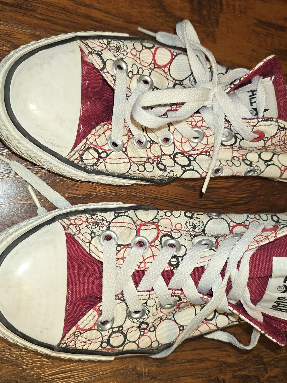 Converse Womens High-Top Sneakers in Burgundy, Black and White